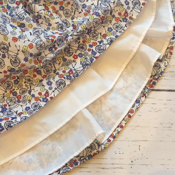 SOLD - 2-piece Set by Pippa & Julie - Picture 3 of 5